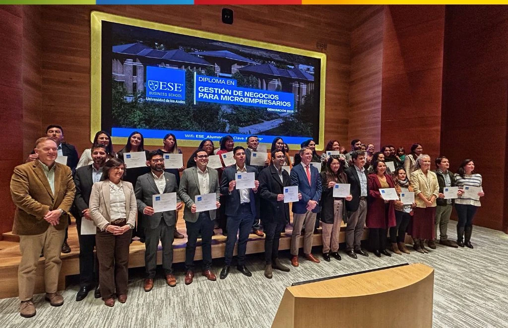 Emprendedores de Fundación Banigualdad se gradúan del programa “Diploma en Gestión de Negocios” de la Universidad de los Andes